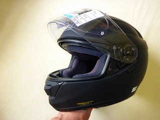 ヘルメット SHOEI GT-Air: 真っすぐ走ろう！